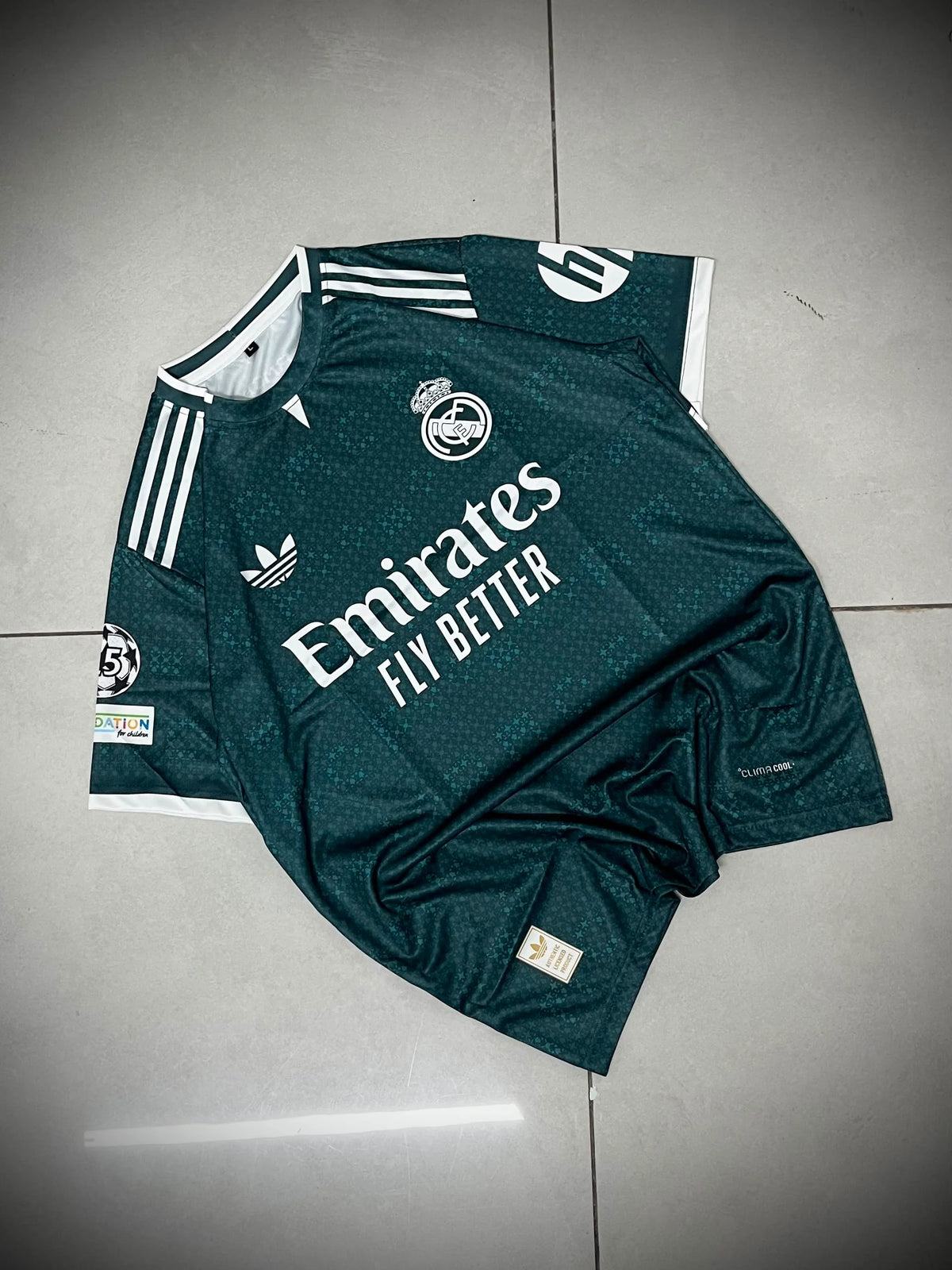 Real Madrid 2026-27 away jersey Mbappe